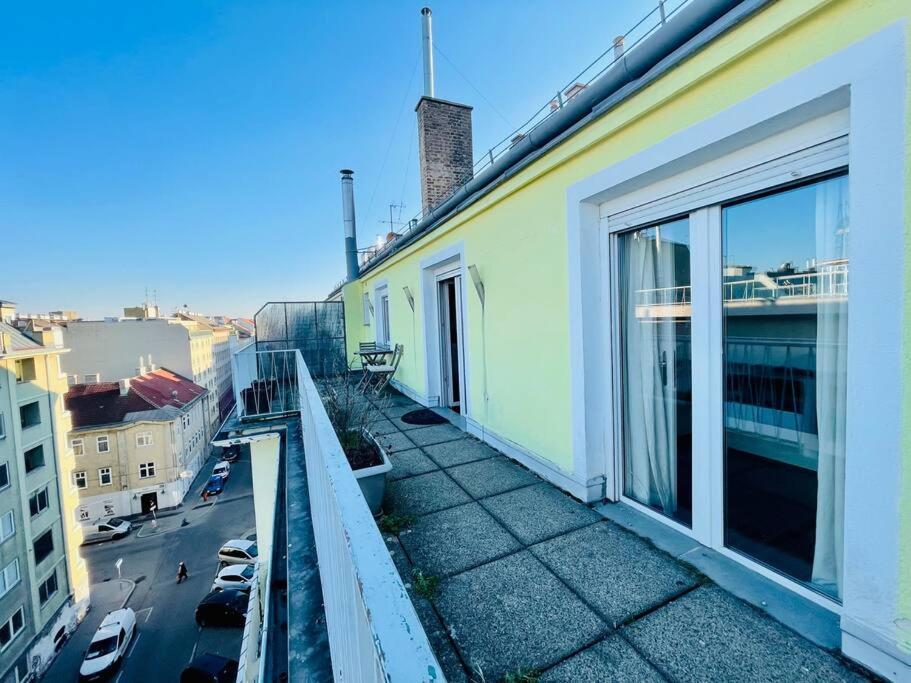 ウィーンCosy Flat With Huge Terrasse! Long Or Shorttermアパートメント エクステリア 写真