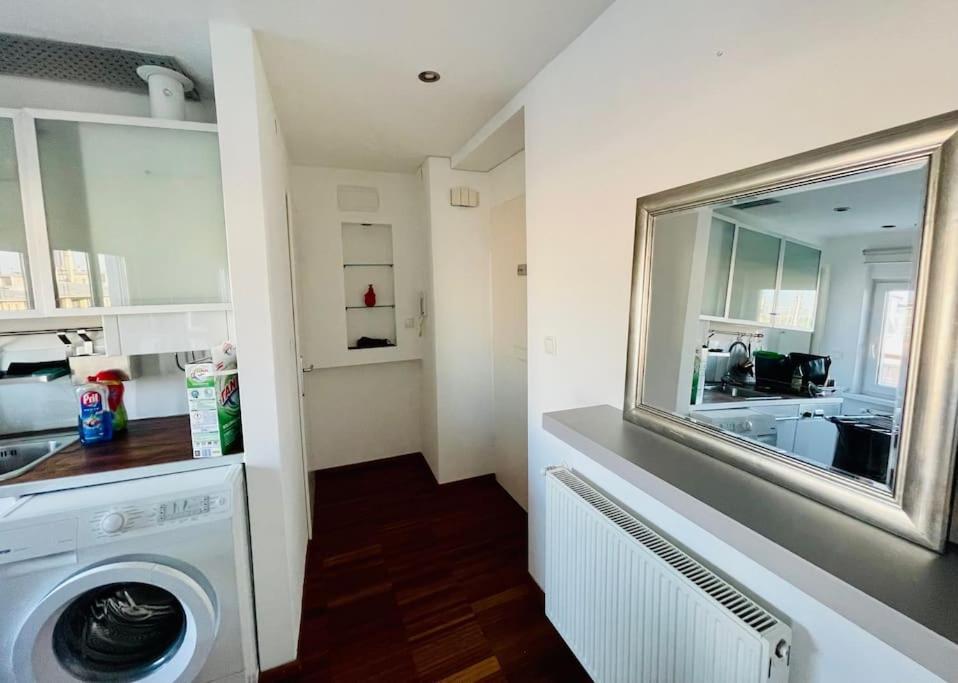 ウィーンCosy Flat With Huge Terrasse! Long Or Shorttermアパートメント エクステリア 写真