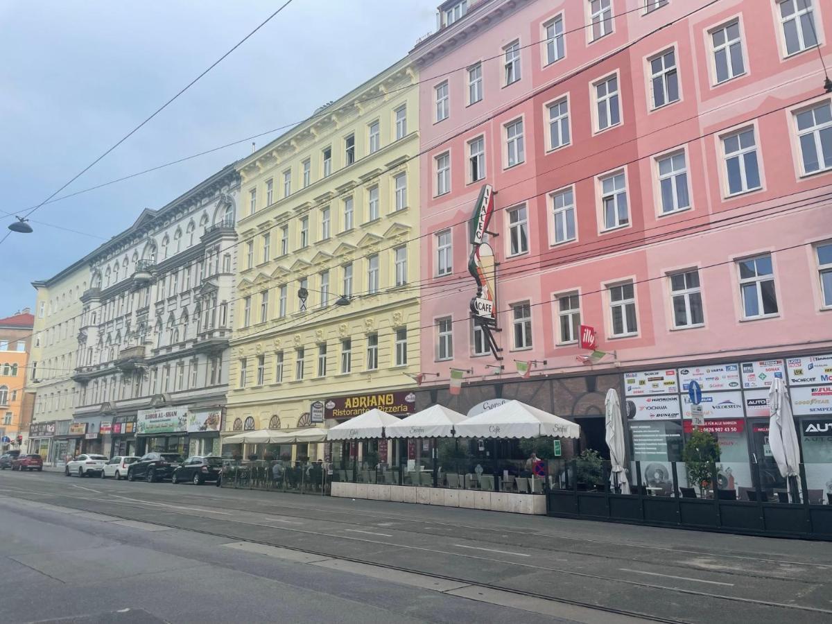 ウィーンCosy Flat With Huge Terrasse! Long Or Shorttermアパートメント エクステリア 写真